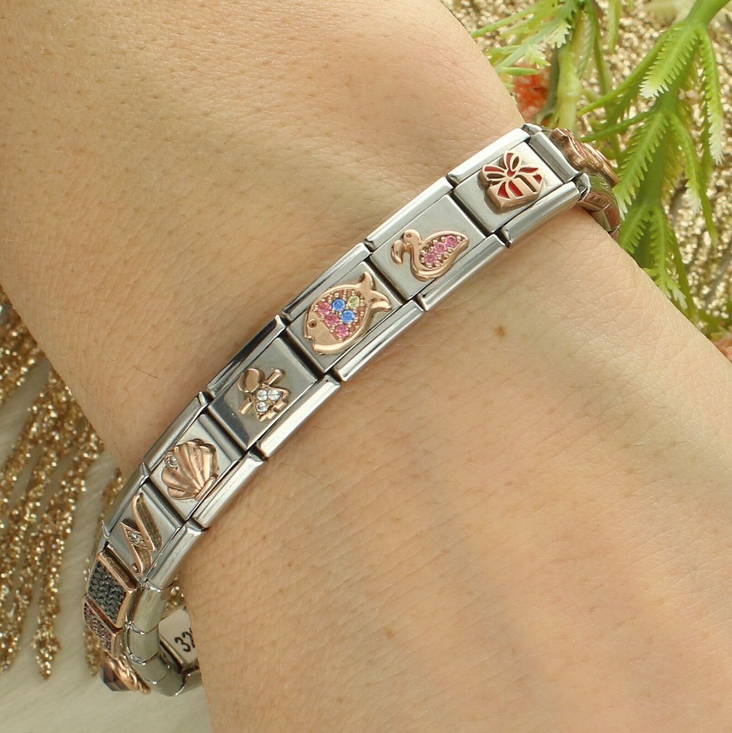 Nomination Link 9K zawieszka różowe złoto 'Czerwony prezent' 430203 03 biżuteria nomination nomination zawieszki nomination baza.jpg